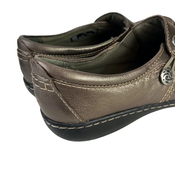 CLARKS BENDABLES Metallic Bronze Loafers Flats Genuine Leather Slip On Shoes  7 - Picture 5 of 16